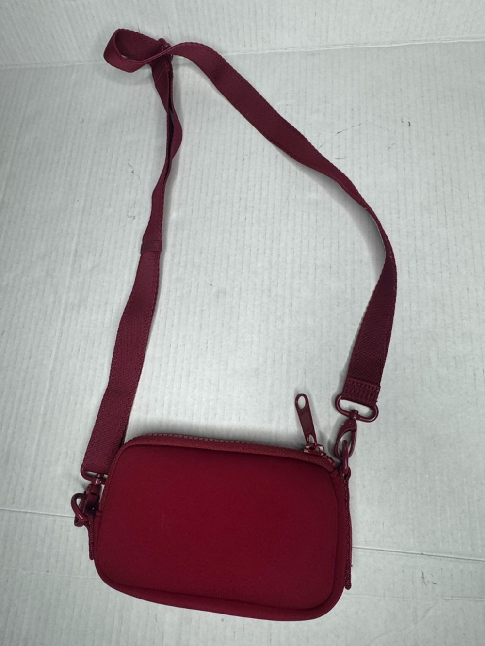 Sephora Deep Red Crossbody Pouch - Picture 3 of 10